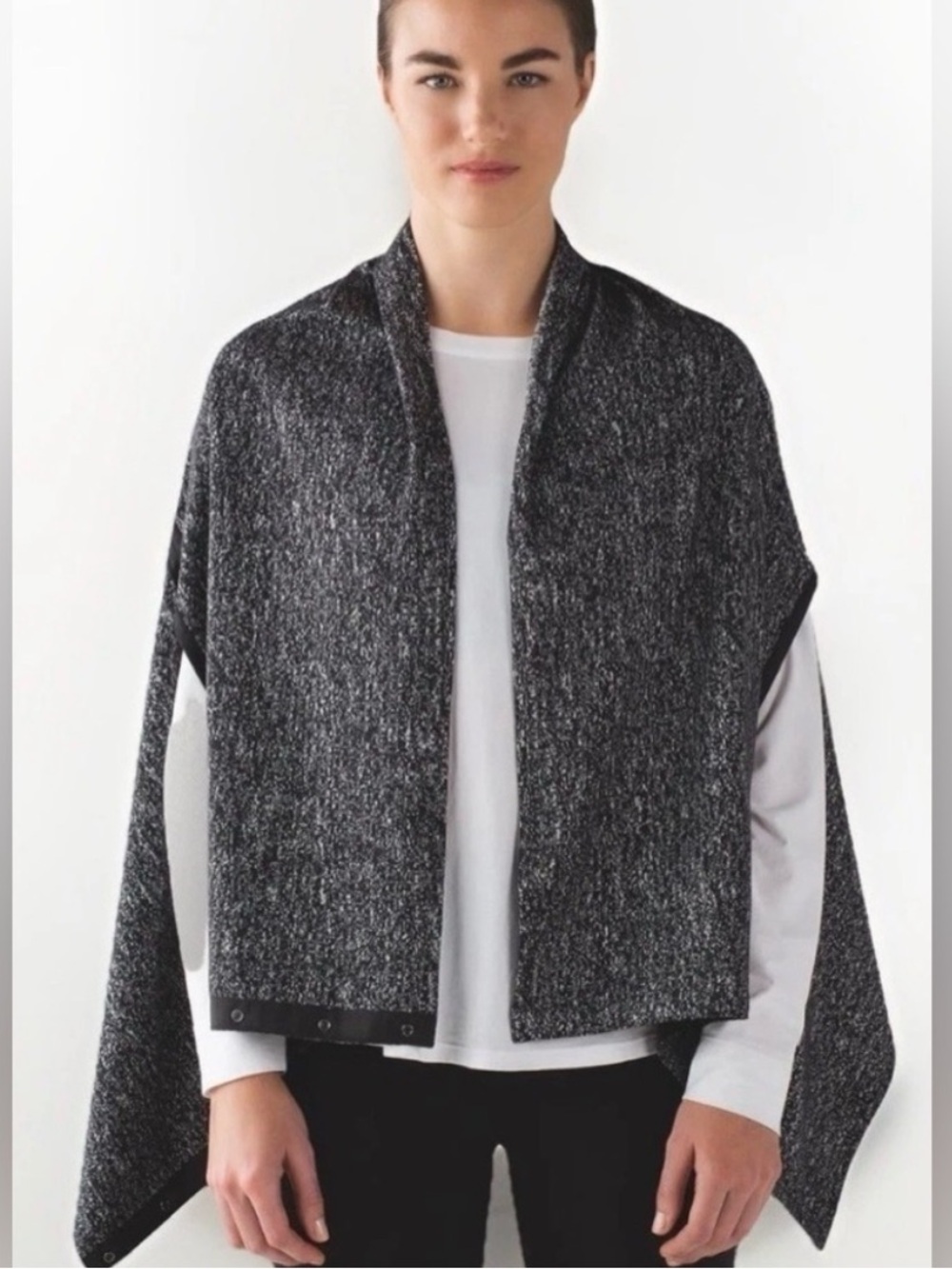 Lululemon Vinyasa Wrap Scarf Running Luon Suited OS Jacquard Black White Sporty